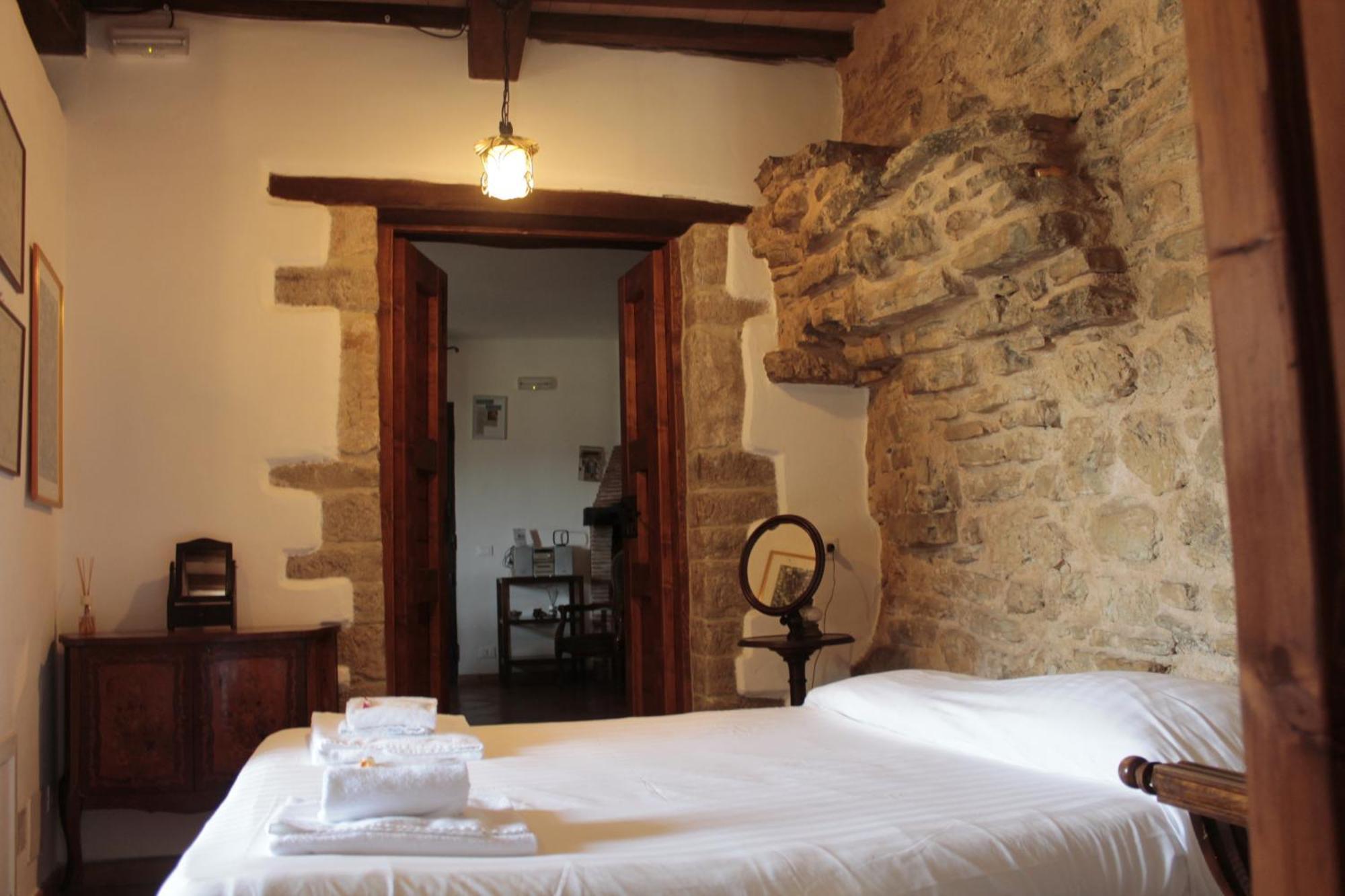 Guesthouse Runcini Ferentillo Exterior photo